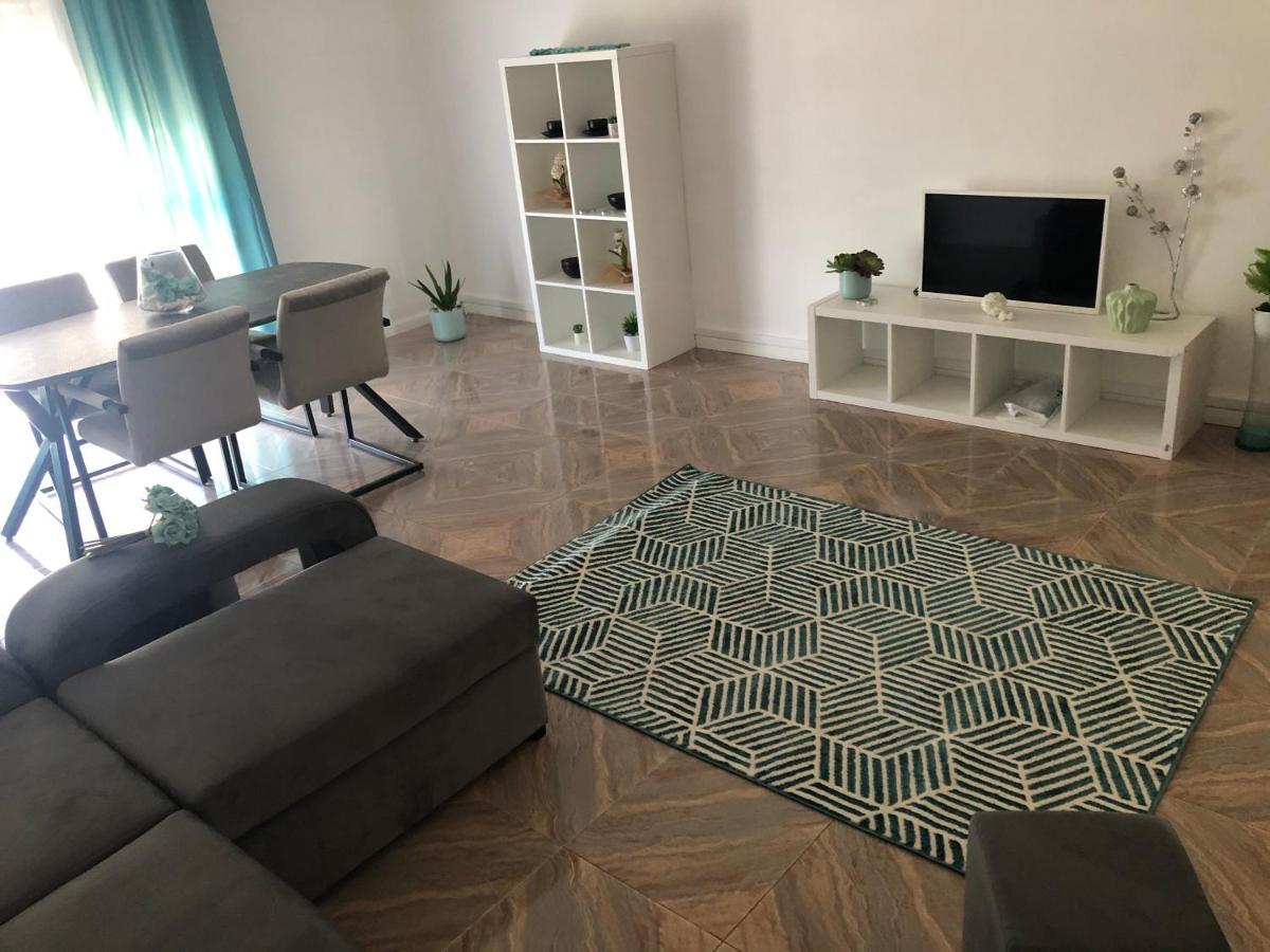 Apartamento Rio Minho วีลาโนวา เด เซอร์เวย์รา ภายนอก รูปภาพ